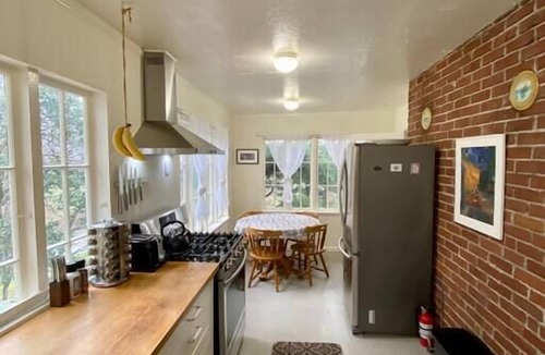 Eastsound House | HEART OF EASTSOUND - ENTIRE HOME (NEW LISTING)
