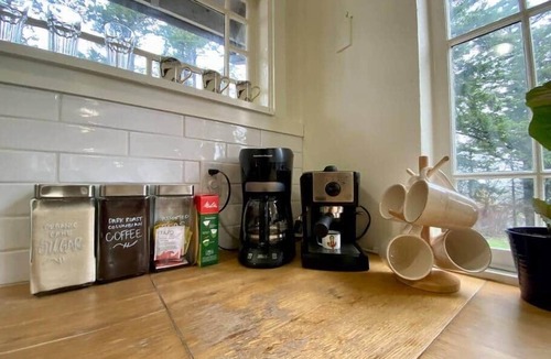 Eastsound House | Heart of Eastsound-For couples!