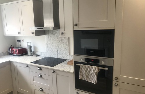 Henley Apartment | Heart Of Henley 1 Bed Luxurious Apartment. Ascot Suite