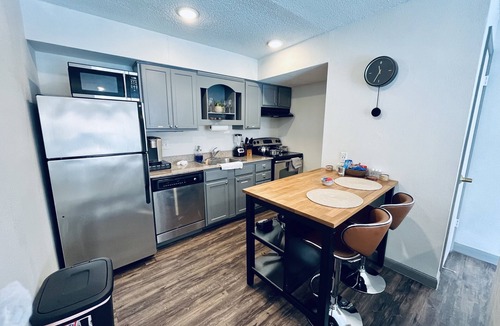 Braeswood Place Apartment | Heart of Houston NRG - TMC studio @ Main Street 77030