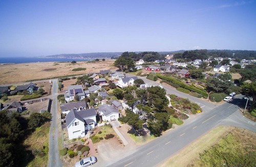 Mendocino Apartment | Heart of Mendocino Village, Fabulous Views!