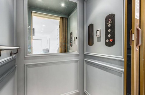 South Scottsdale Apartment | Heart of Old Town Full GYM Walkable to Everything