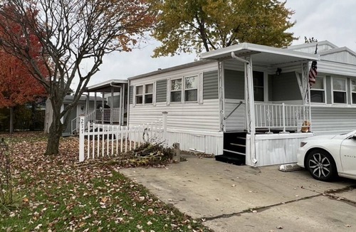 Dimondale House | Heart of Michigan Newly Updated Home