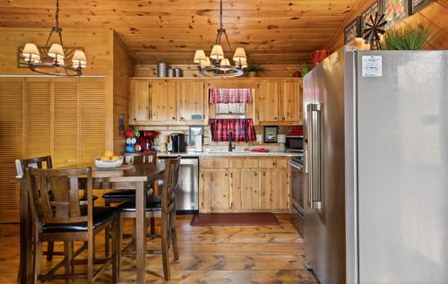 Morganton House | Hearts Hideaway