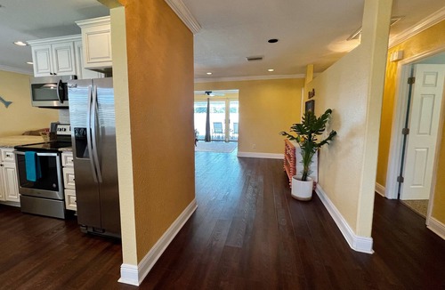 Clearwater House | Heated Pool! 2 Master Suites- 5 miles to Clearwater Beach!