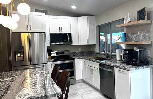 East Mesa House | Heated pool! A coastal cottage in the desert! Three week maximum per stay.