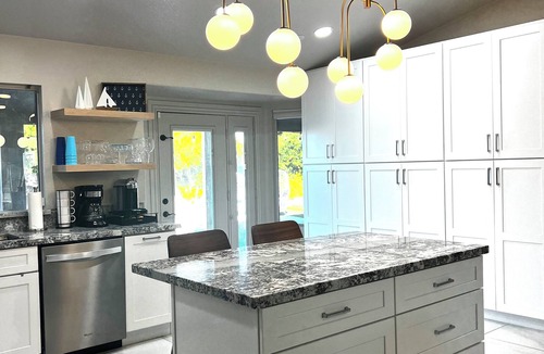 East Mesa House | Heated pool! A coastal cottage in the desert! Three week maximum per stay.