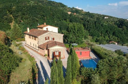 Massa e Cozzile Villa | Heated pool - Arte e Terme immerse nella natura