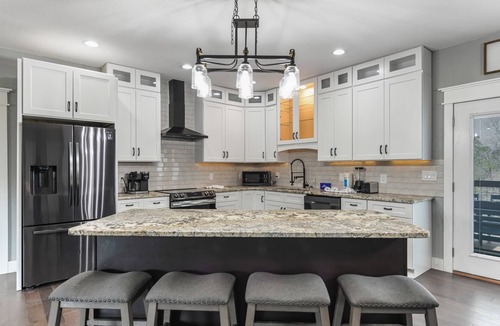 Boyds Creek House | Heated Pool Backyard Oasis | Pickleball-Basketball