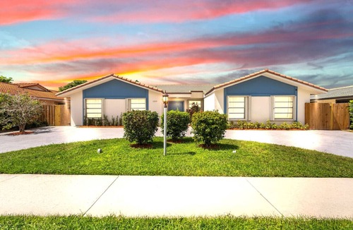Ludlam House | Heated Pool Family&Friends 5 min FIU Spanish-Style