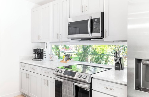St. Augustine House | Heated Pool|Golf|Fire Pit|Arcade|Golf Cart Access|1.4 Mi to Historic District