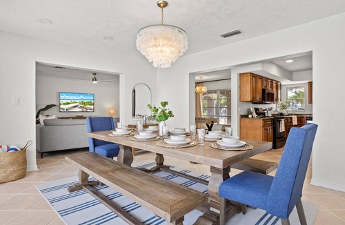 Bradenton House | Heated Pool Haven! Fun Games! Near IMG & AMI!