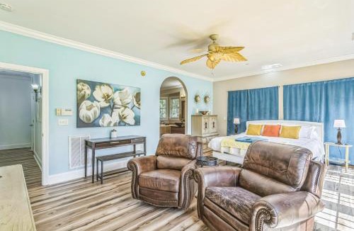 Winston - Salem House | Heated Pool l Indoor Jacuzzi Tubs I Arcade l Outdoor Hot Tub