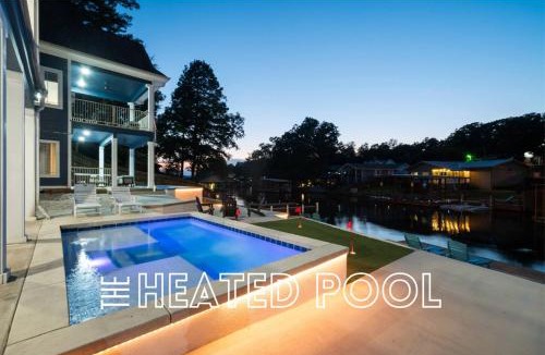 Mid America House | Heated Pool | MiniGolf | Hot Tub | Fire Pit | Lake