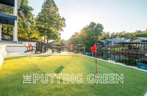Mid America House | Heated Pool | MiniGolf | Hot Tub | Fire Pit | Lake