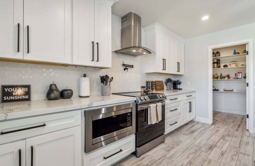Roadrunner Estates East House | Heated Pool- Prime Scottsdale-Sunlit Haven