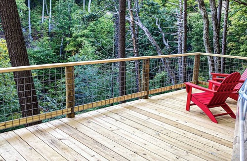 Wallkill House | Heated, Seasonal Modern Geo-Dome in woods with heat and AC