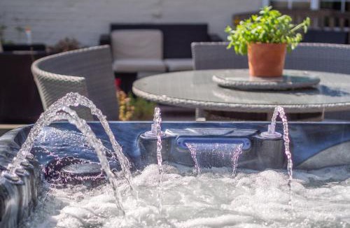 East Dereham House | Heath Cottage
