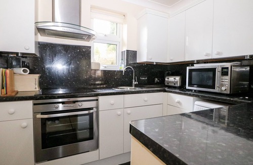 Buxted Cottage | Heath Retreat