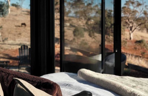 Toolleen Apartment | Heathcote Winery Luxury and Stunning Views