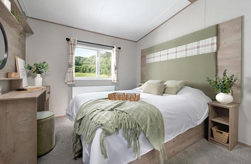 Bishop Auckland House | Heather View Essential Clover Caravan 6