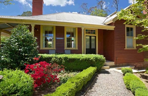 Blackheath House | Heathmont | Luxurious group accommodation 5mins walk to Blackheath Village