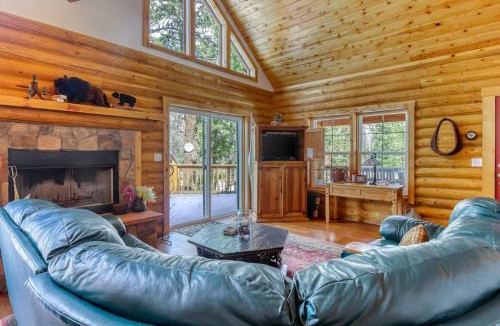 Columbine Lake House | Heaven's Gate