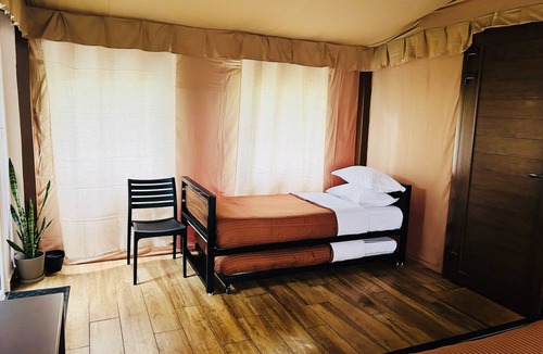 Yercaud Hotel | Heaven's Ledge