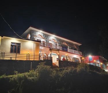 Dugalbitta House | Heaven view Homestay chopta