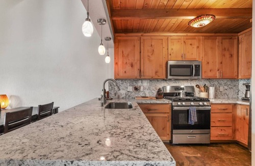 Tahoe Village Villa | Heavenly Hideaway | 3 King Beds & Views | Sleeps 6