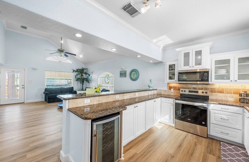Surfside Beach House | Heavenly Sunset.A House With Amazing Views And Just Steps From The Beach