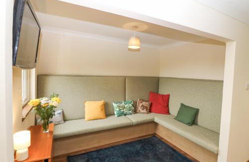 Glenrothes House | Hedgehogs Cottage