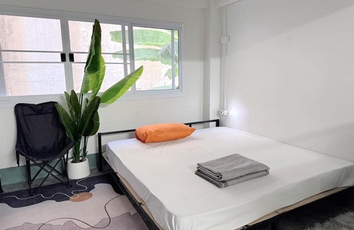 Nai Muang Hostel | Hee Pee hostel Buriram