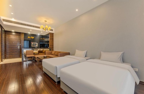 Haizhu Apartment | HeeFun Apartment GZ -Poly World Trading Center