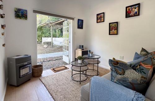 Paarl Cabin | HEIDI'S ALM Retreat and Cottage