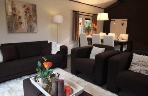 Ermelo Villa | Heivlinder 42p