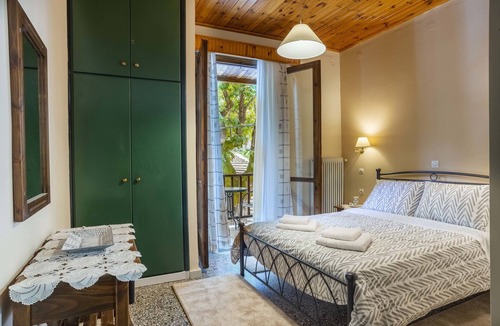 Mikro Chorio Hotel | Helidona