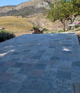 Calatafimi Bed & Breakfast | Helimos B&B with Segesta Temple view near Castellammare del Golfo