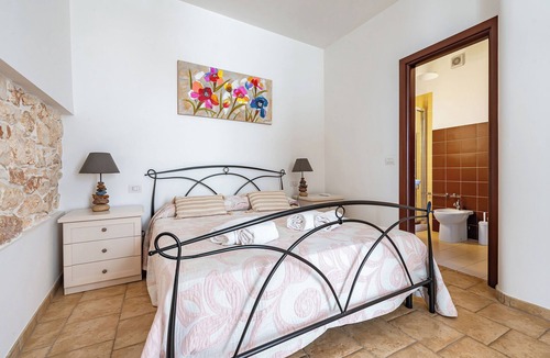 Conversano Hotel | Helios Room 2, Conversano, Italy
