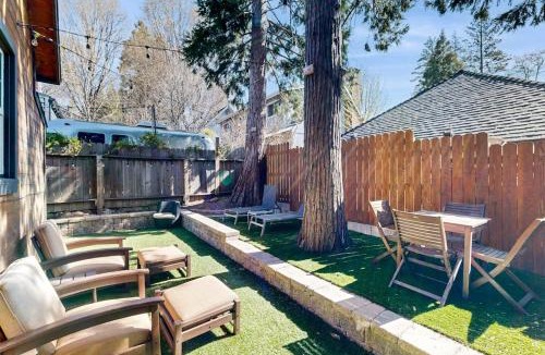 Cedar Glen House | Heliotrope Hideaway