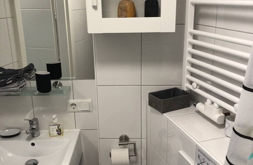 Vahrenwald-List Apartment | Helles Ruhiges Souterrainappartement Mitten in Hannover