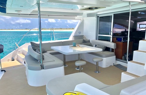 Bora Bora Boat Rental | Hello World catamaran Polynesia