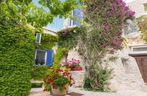 Bisceglie Villa | HelloAPULIA - Sweet Trullo on the Beach - Unique Seafront house with Direct Beach "Ponte Lama" Access and Private Patio