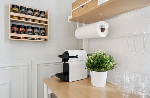 Braunschweig City Center Apartment | Hellohome Castle View Apartment Winter Garden