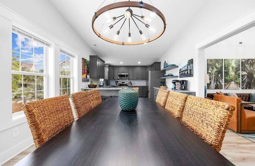 North Myrtle Beach House | Hem's Hideout | 5BR Tropical Oasis w/Heated Pool