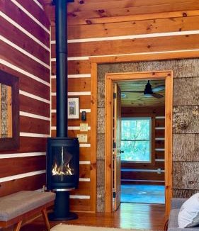 Blowing Rock House | Hemlock Hill Cabin