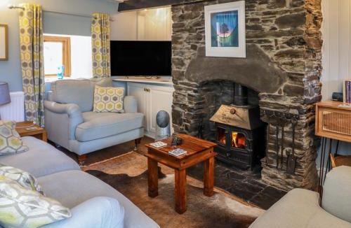 Fairbourne House | Hen Bopty