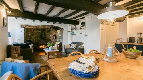 Garn Fadryn House | Hen Dafarn