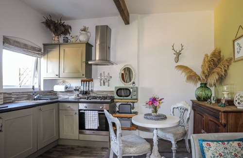 Llanfflewyn Cottage | Hen Gilfach Stable