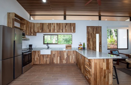 Portalon House | Henaway House/Partial Ocean View/Nature/trails ha Waterfalls/near beaches